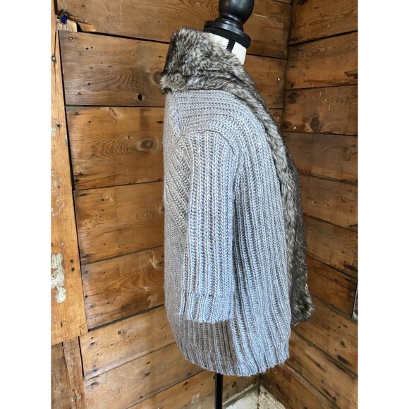ZARA Wool Blend Sweater Women’s M Open Front Faux Fur Trimmed Short Sleeve - Picture 2 of 10